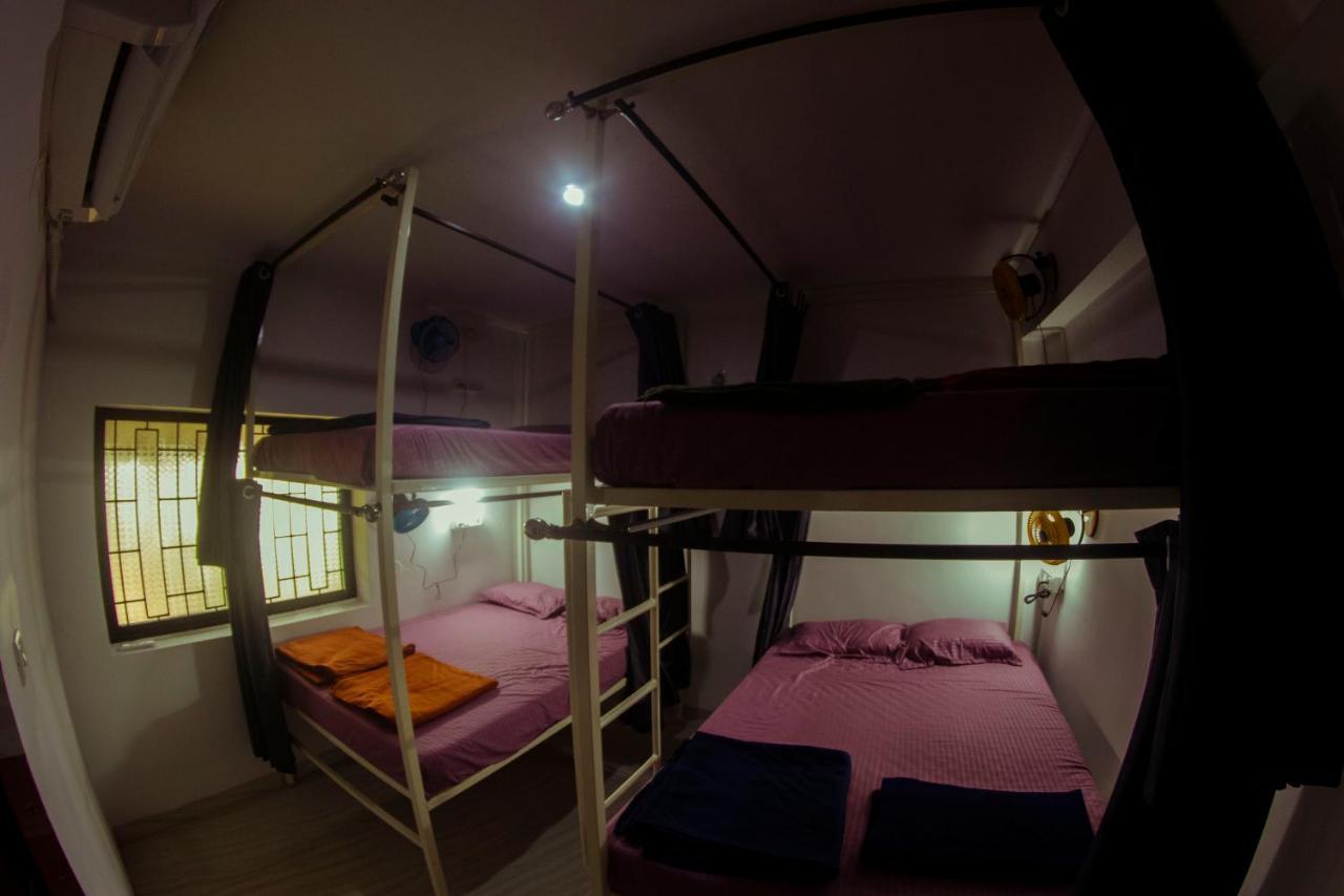 Bonds Hostel Candolim Buitenkant foto